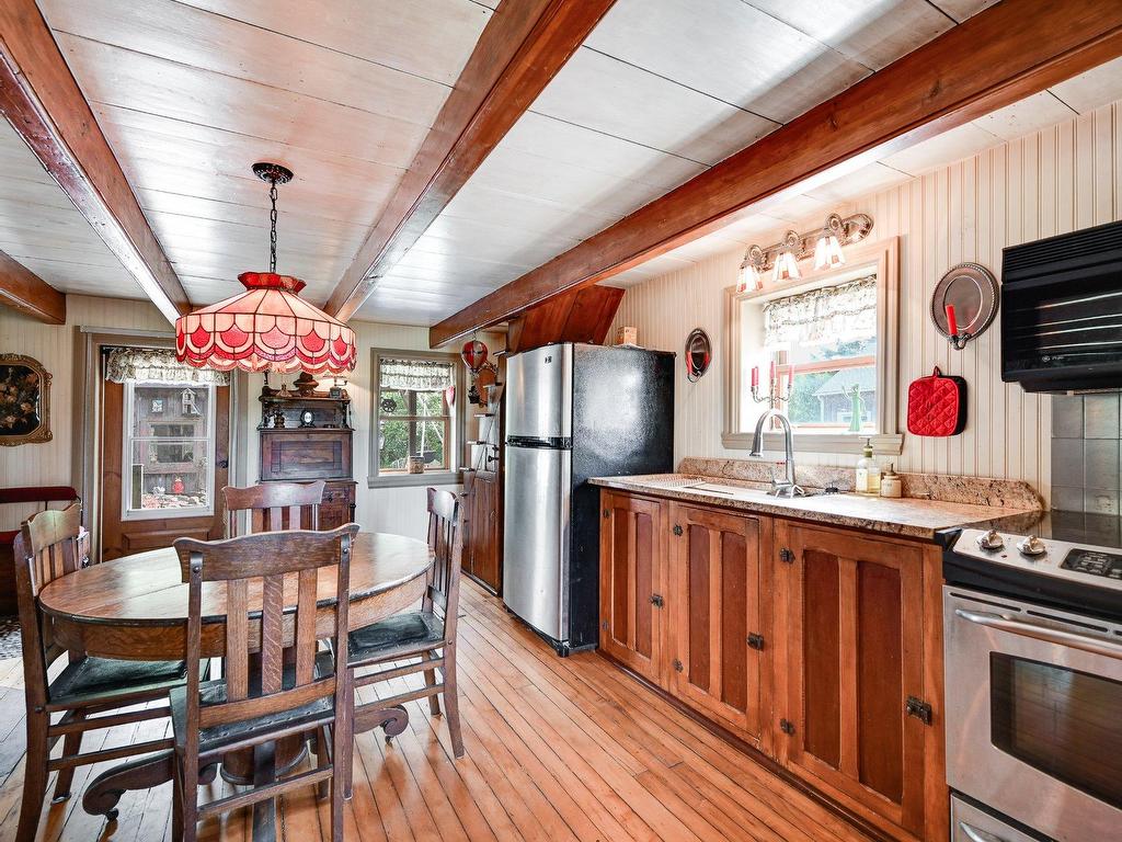 









117


Rg de Versailles

,
Mont-Saint-Grégoire,




QC
J0J1K0

