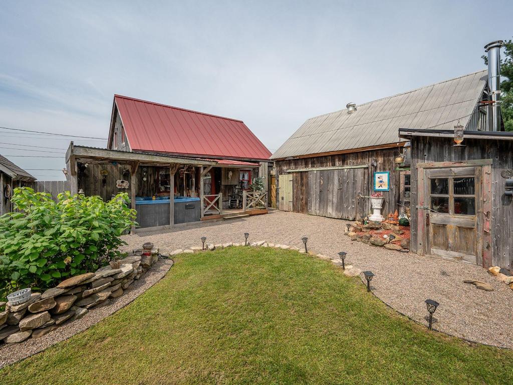 









117


Rg de Versailles

,
Mont-Saint-Grégoire,




QC
J0J1K0

