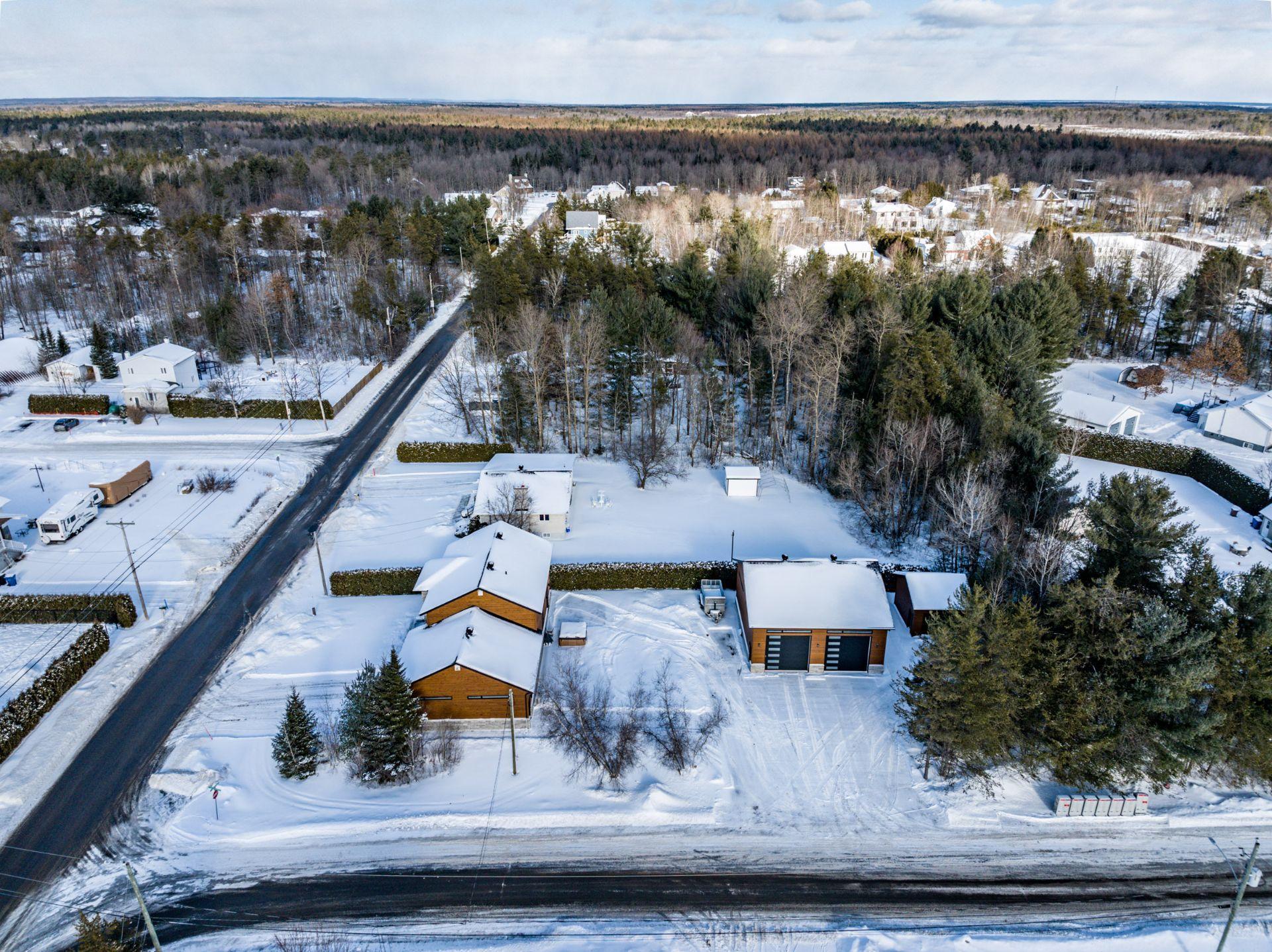 









2100


Rue Jérôme-Hamel

,
Trois-Rivières,




QC
G8V1W3

