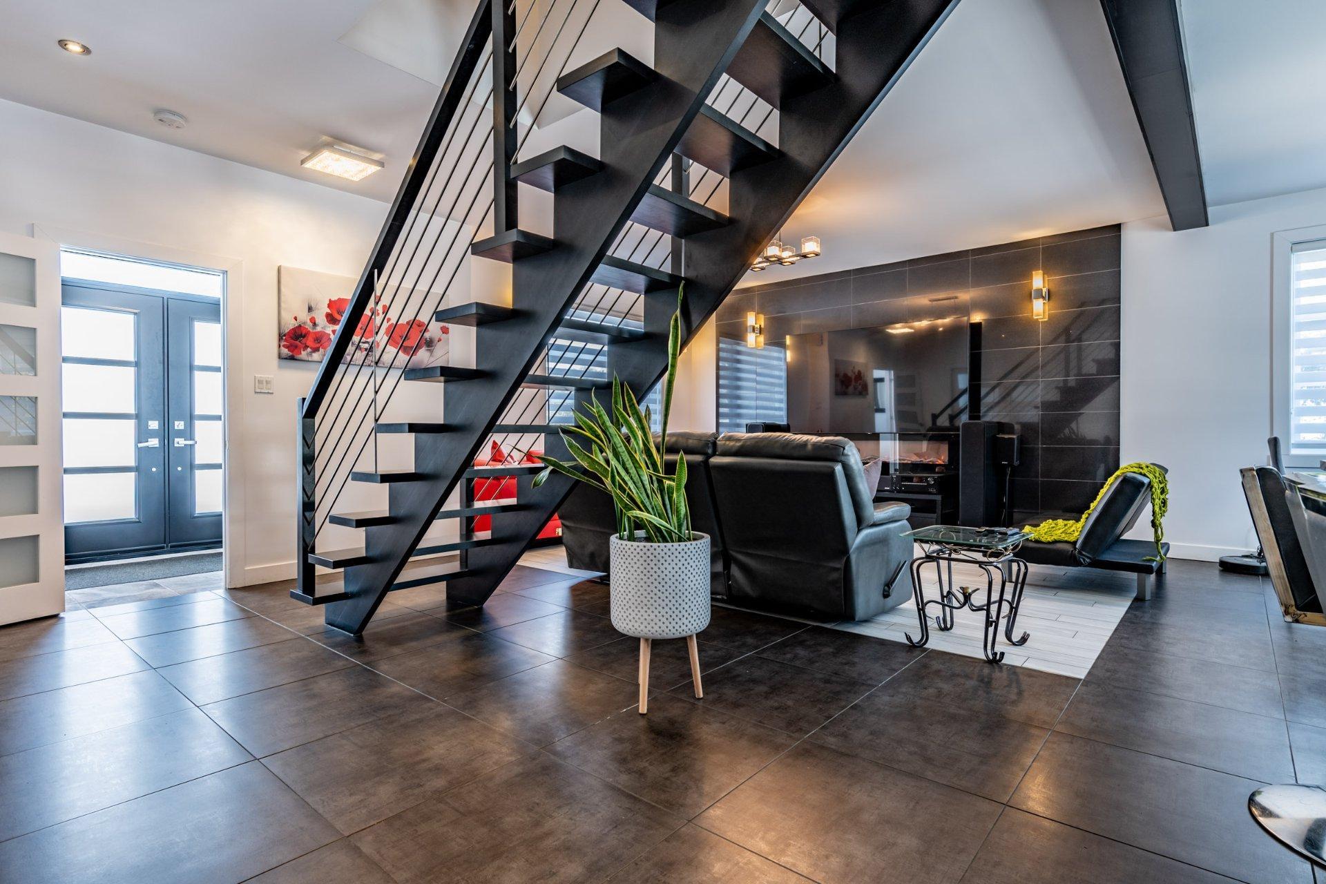 









2100


Rue Jérôme-Hamel

,
Trois-Rivières,




QC
G8V1W3

