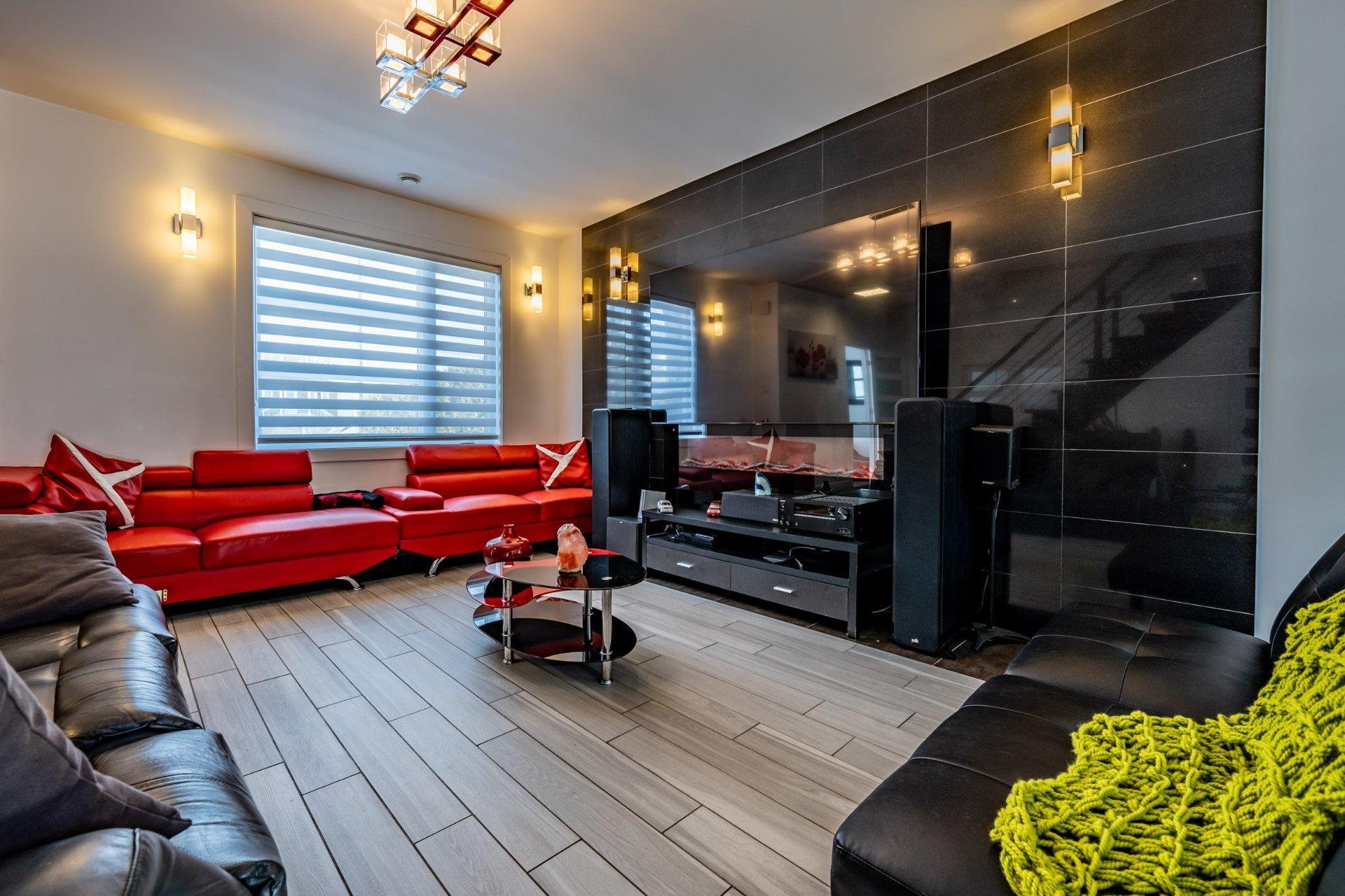 









2100


Rue Jérôme-Hamel

,
Trois-Rivières,




QC
G8V1W3

