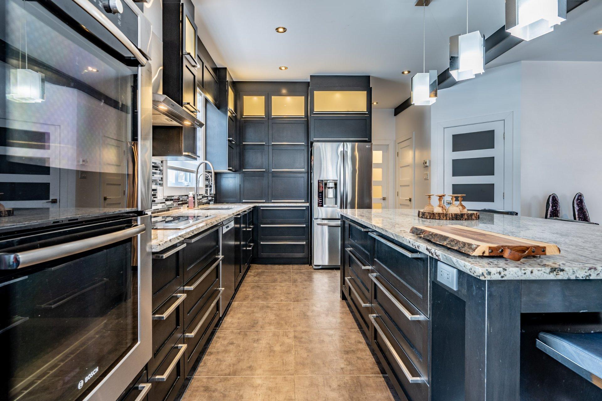 









2100


Rue Jérôme-Hamel

,
Trois-Rivières,




QC
G8V1W3

