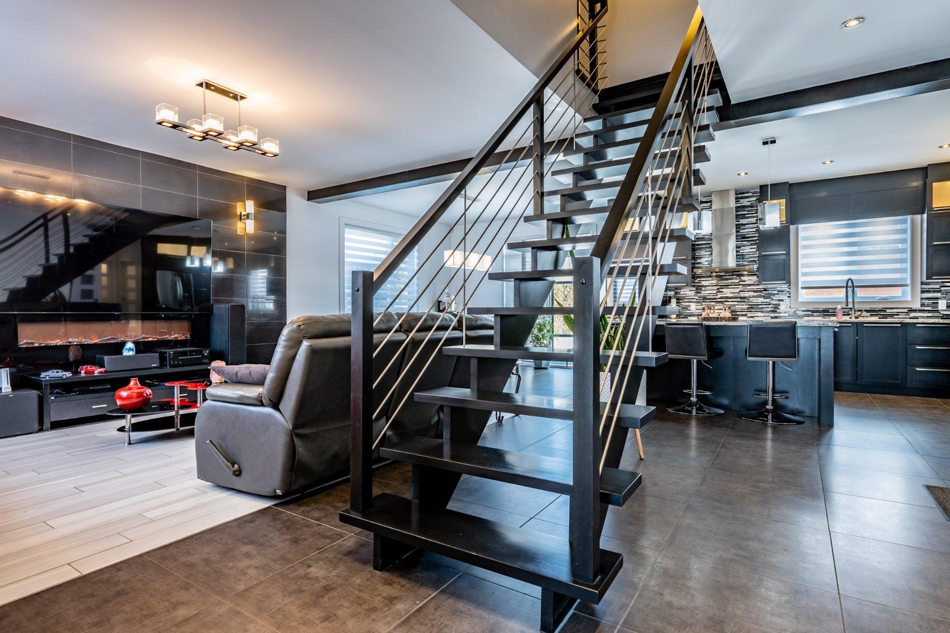 









2100


Rue Jérôme-Hamel

,
Trois-Rivières,




QC
G8V1W3

