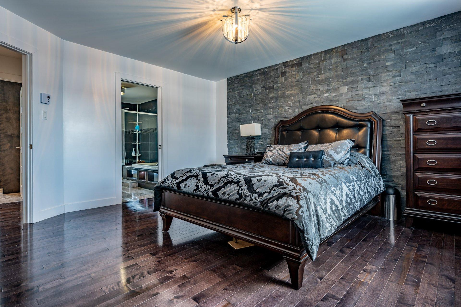 









2100


Rue Jérôme-Hamel

,
Trois-Rivières,




QC
G8V1W3

