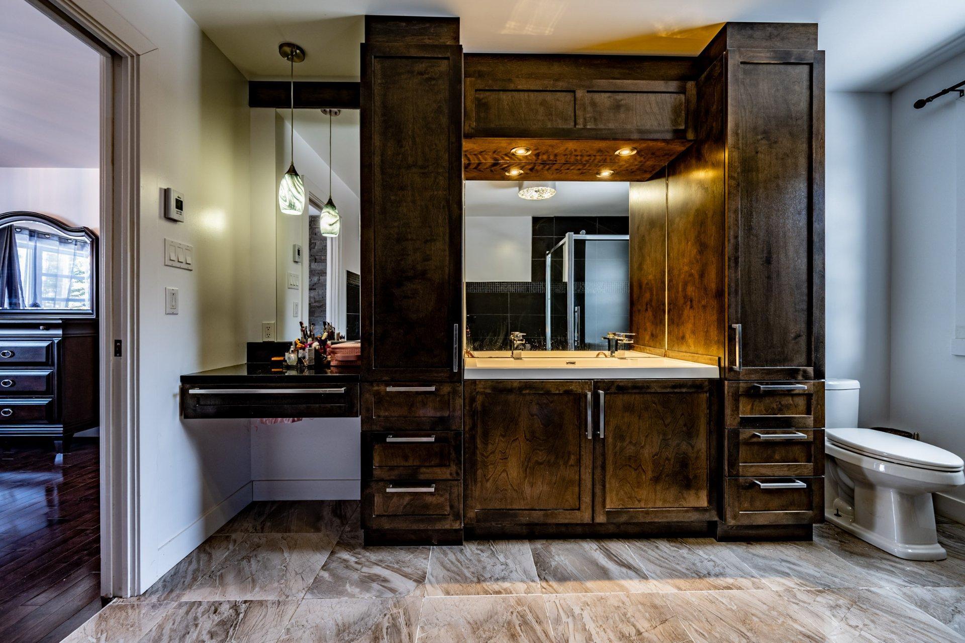 









2100


Rue Jérôme-Hamel

,
Trois-Rivières,




QC
G8V1W3

