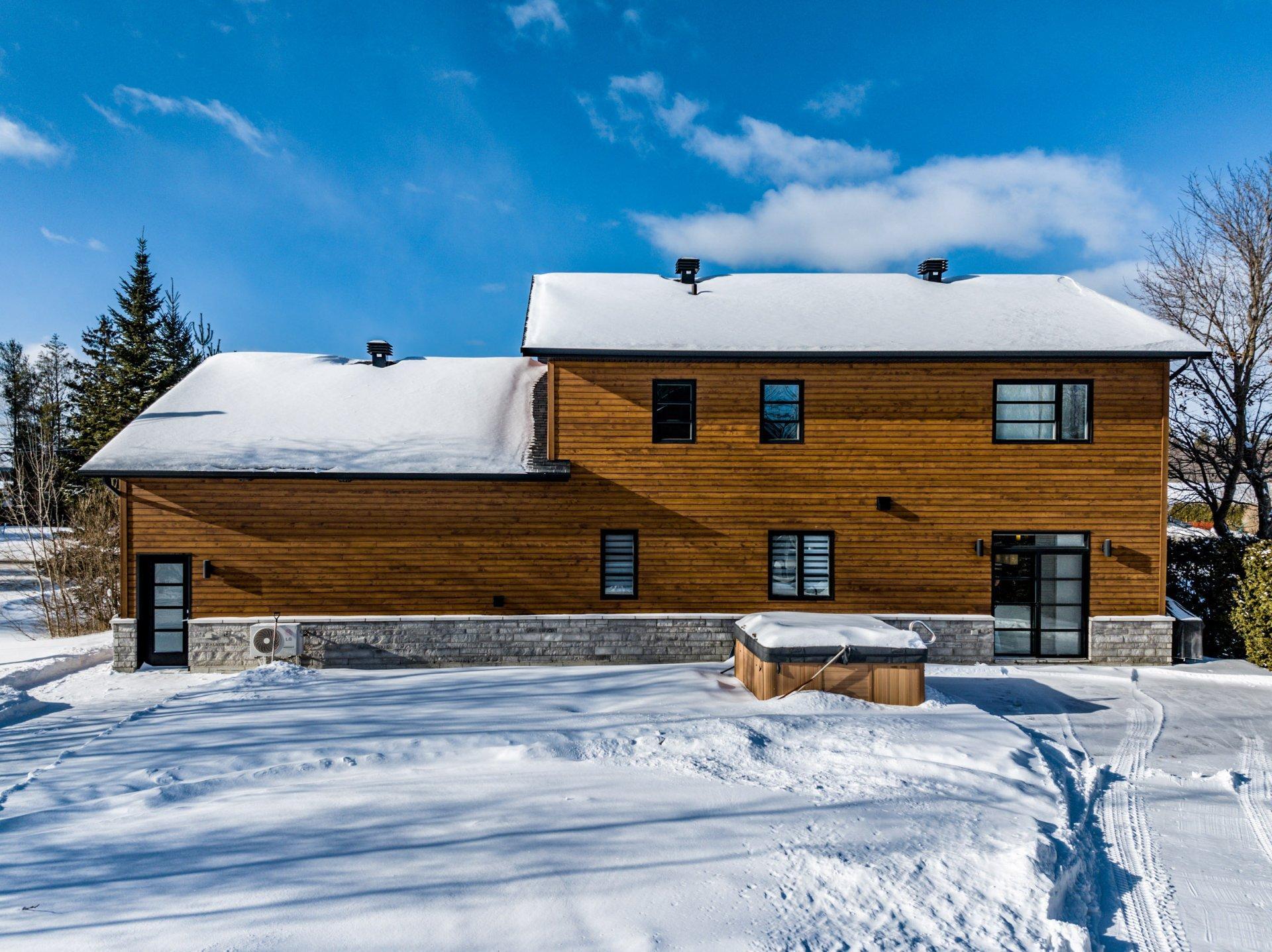









2100


Rue Jérôme-Hamel

,
Trois-Rivières,




QC
G8V1W3

