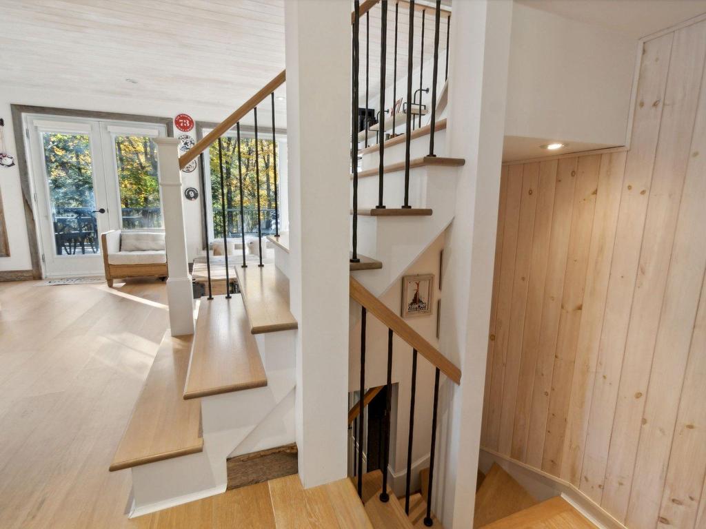 









151Z


Ch. Claude-Lefebvre

,
Mont-Tremblant,




QC
J8E1G3


