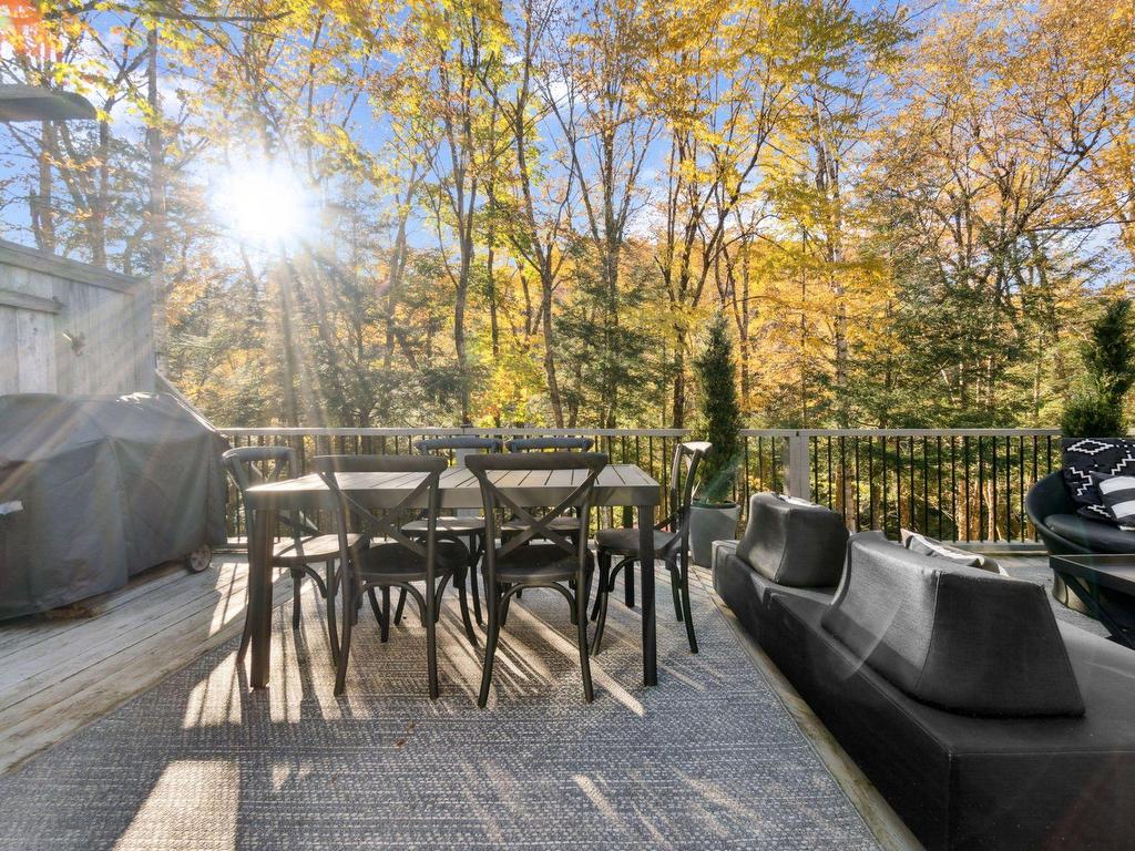 









151Z


Ch. Claude-Lefebvre

,
Mont-Tremblant,




QC
J8E1G3

