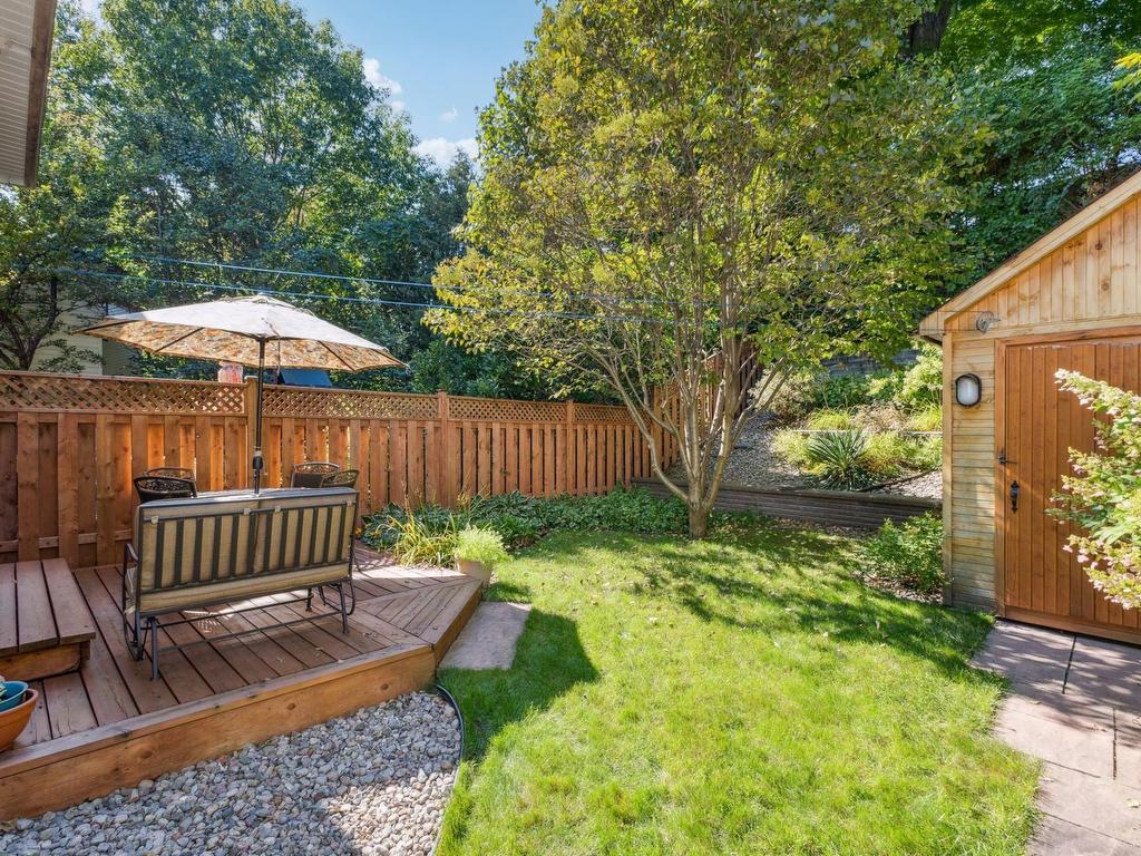 









71


Rue des Pinsons

,
Gatineau (Hull),




QC
J9A2V6

