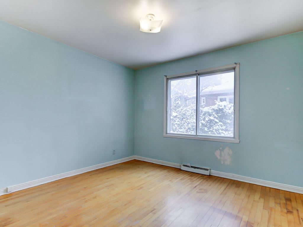 









1649


Rue De Bienville

,
Saint-Bruno-de-Montarville,




QC
J3V3Z6


