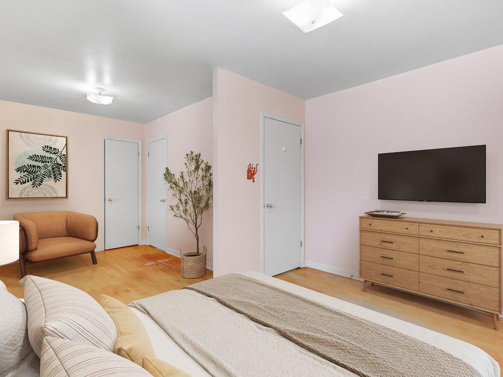 









1649


Rue De Bienville

,
Saint-Bruno-de-Montarville,




QC
J3V3Z6

