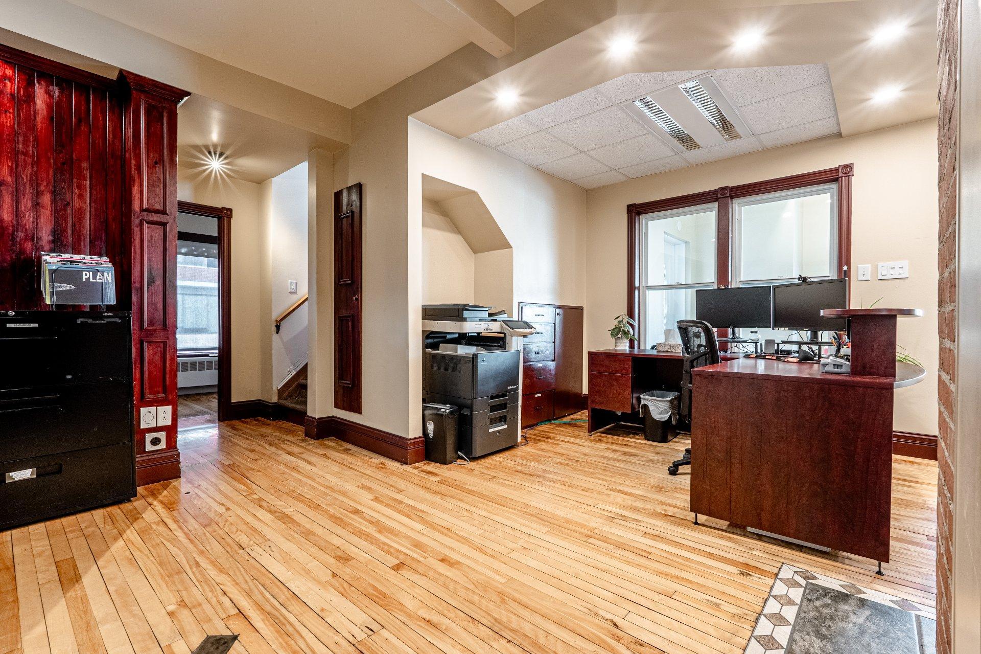 









1340

 - 1344


Rue King O.

,
Sherbrooke (Les Nations),




QC
J1J2B6

