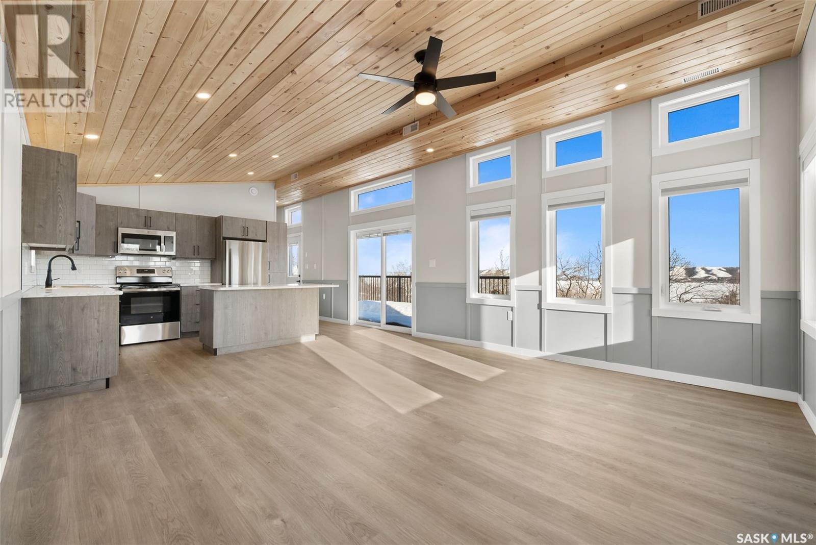 












913 Pincherry PLACE E

,
Katepwa Beach,




Saskatchewan
S0G1S0

