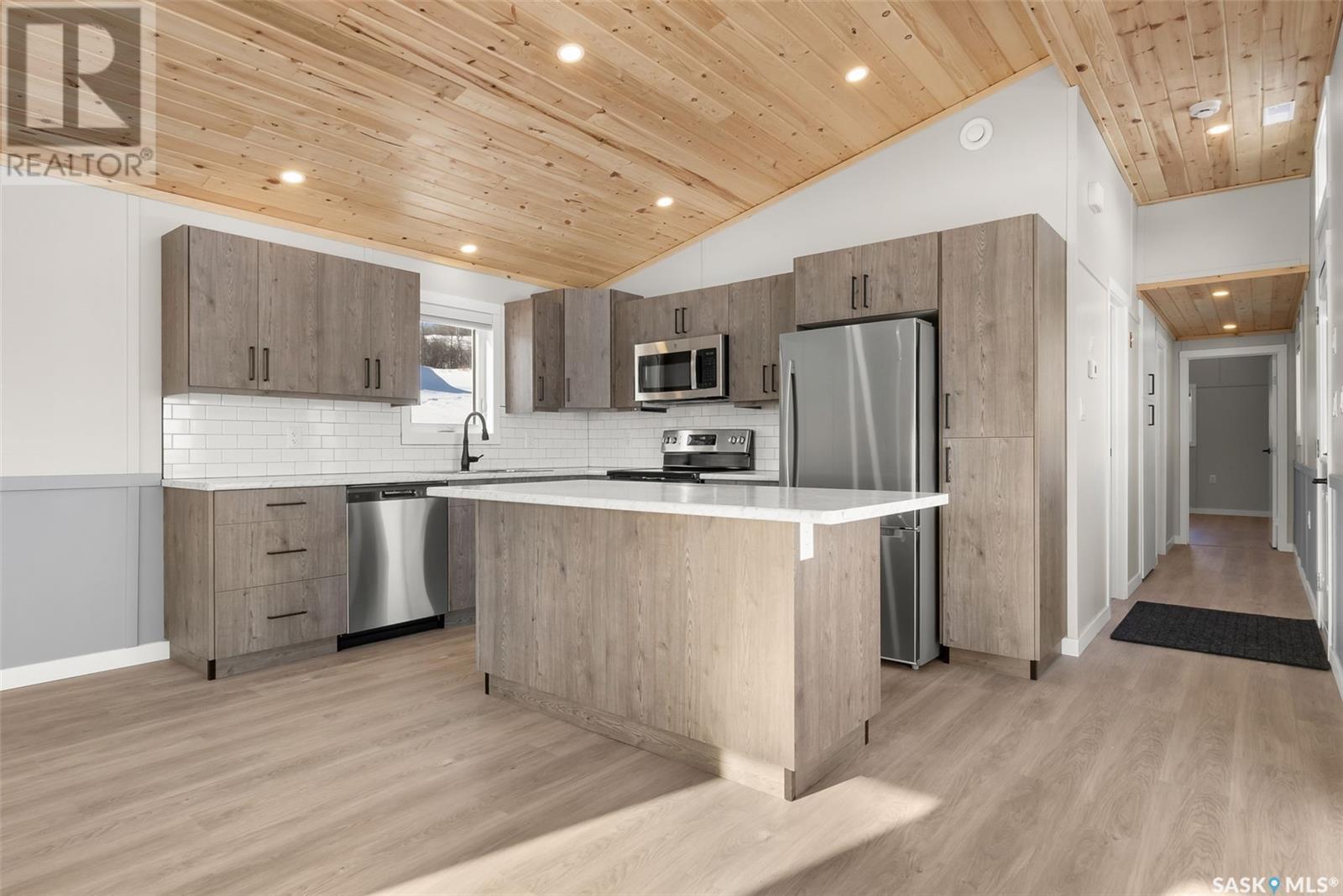 












913 Pincherry PLACE E

,
Katepwa Beach,




Saskatchewan
S0G1S0

