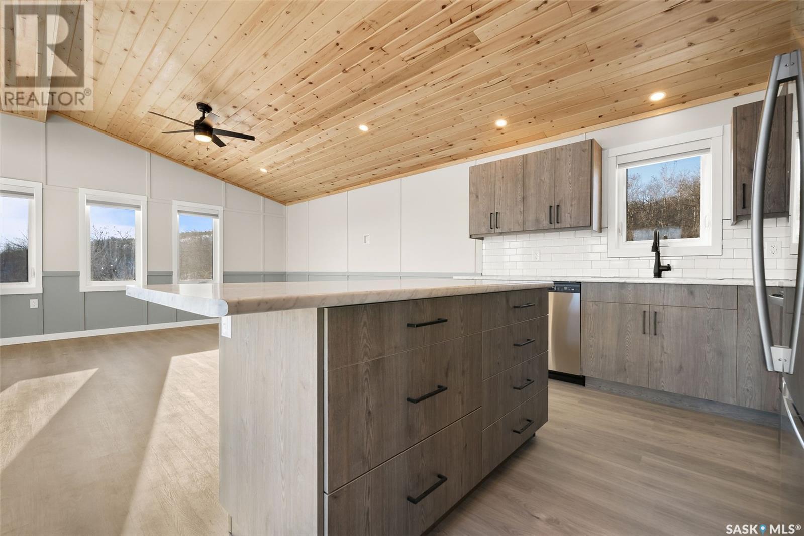 












913 Pincherry PLACE E

,
Katepwa Beach,




Saskatchewan
S0G1S0

