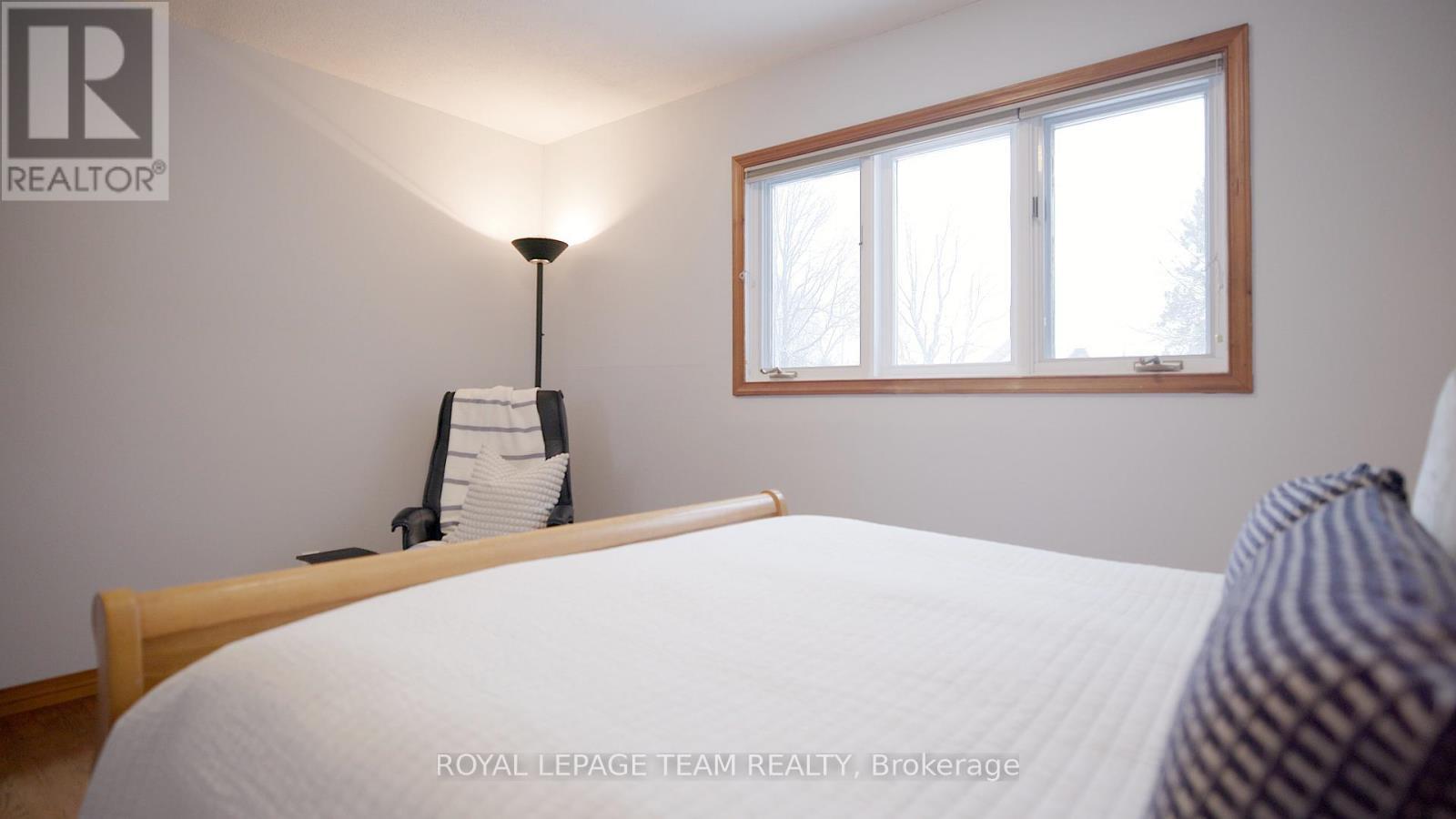 












2491 FAIRMILE ROAD

,
Ottawa,




Ontario
K0G1J0

