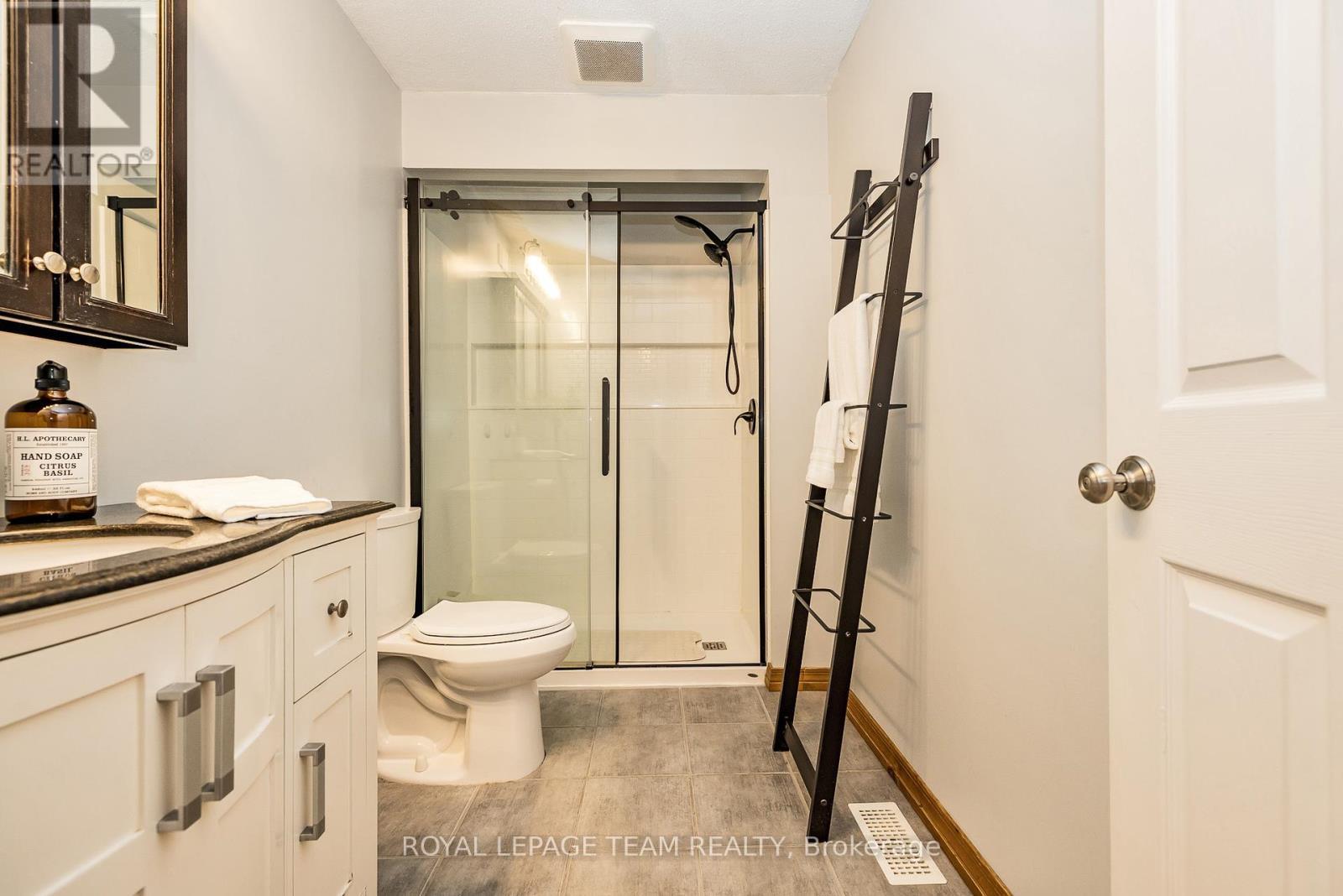 












2491 FAIRMILE ROAD

,
Ottawa,




Ontario
K0G1J0

