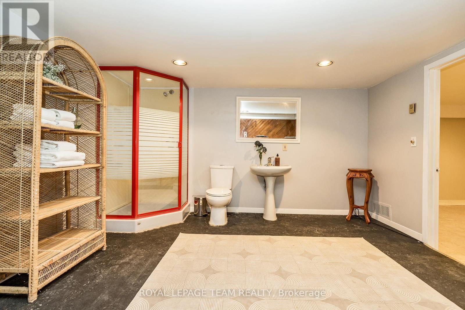












2491 FAIRMILE ROAD

,
Ottawa,




Ontario
K0G1J0

