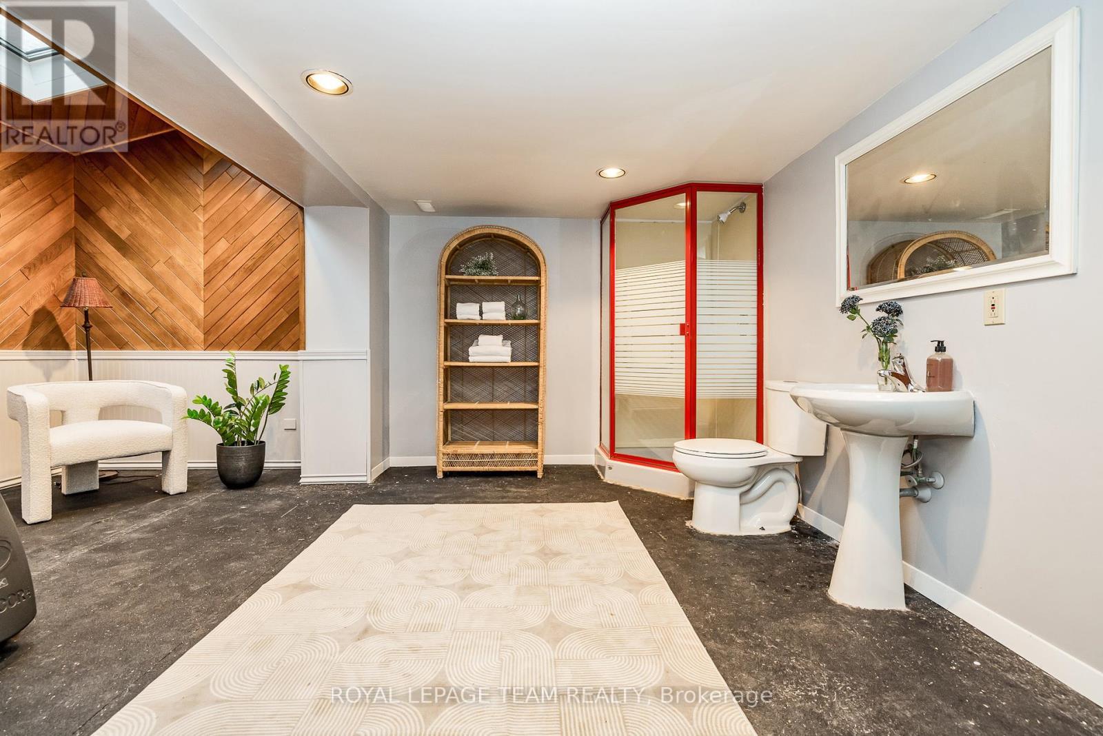 












2491 FAIRMILE ROAD

,
Ottawa,




Ontario
K0G1J0

