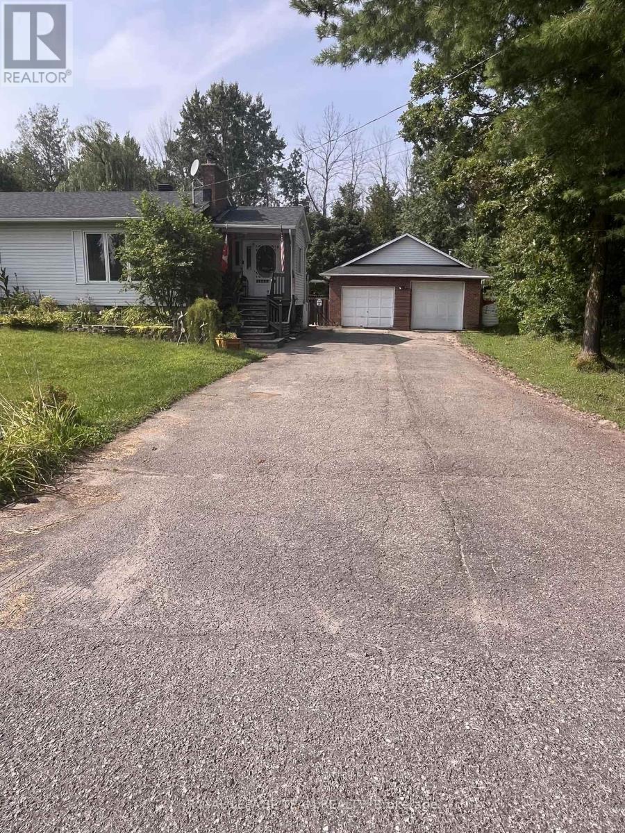 












2491 FAIRMILE ROAD

,
Ottawa,




Ontario
K0G1J0

