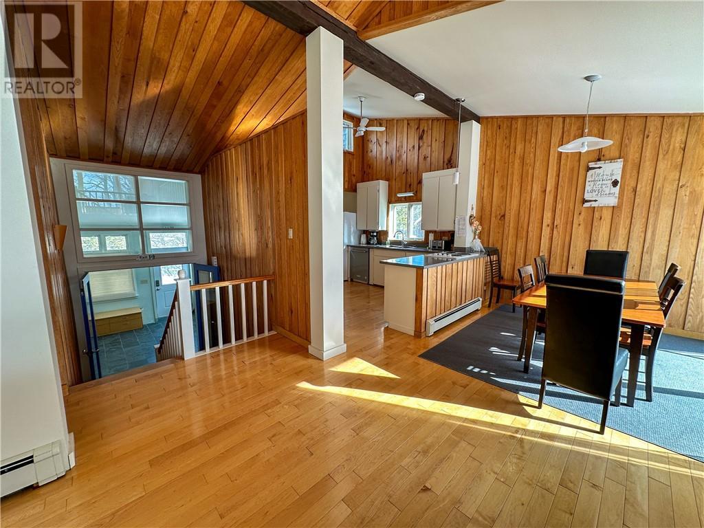 












111 McNevin Street

,
Providence Bay, Manitoulin Island,




Ontario
P0P1T0

