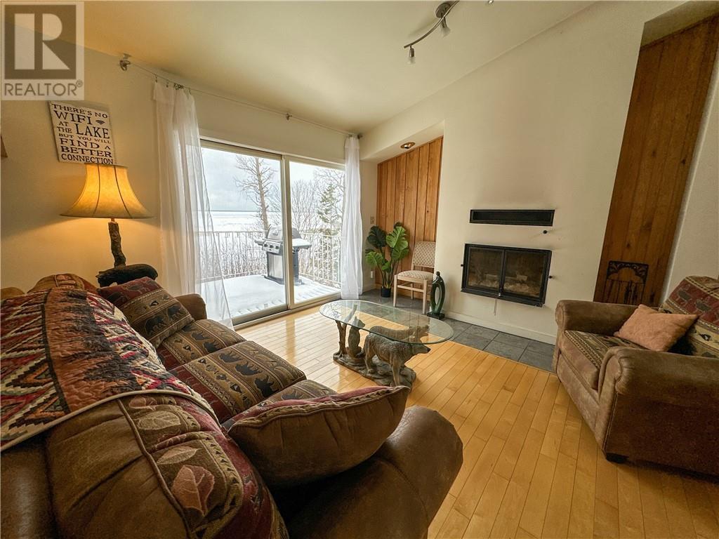 












111 McNevin Street

,
Providence Bay, Manitoulin Island,




Ontario
P0P1T0

