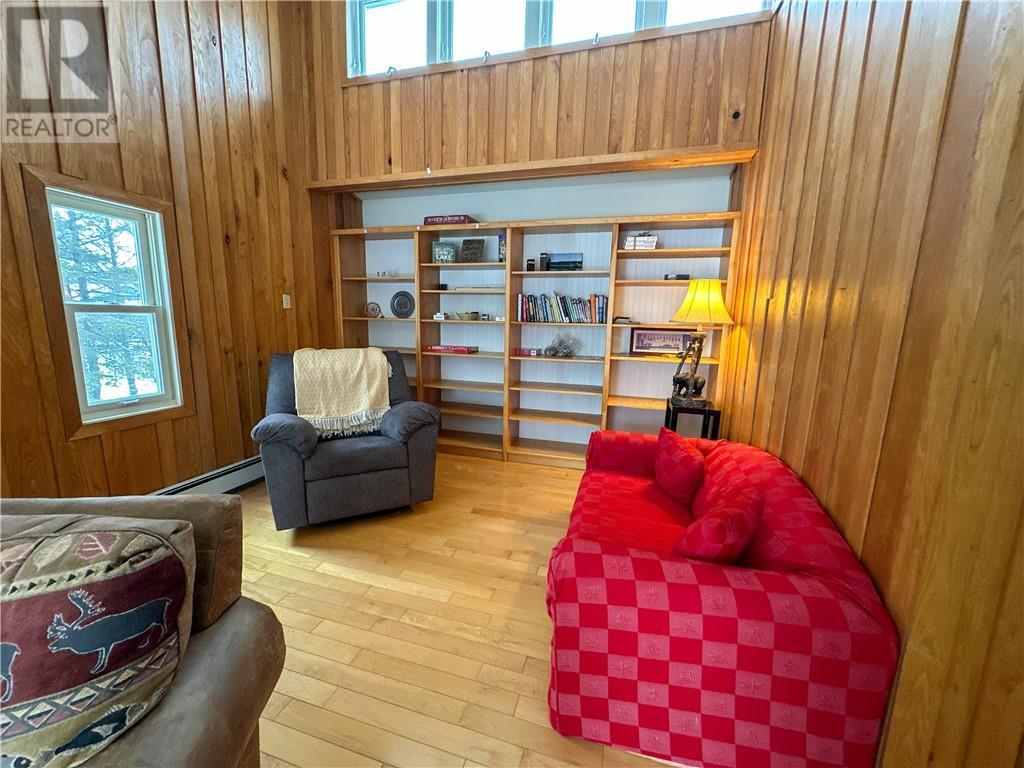 












111 McNevin Street

,
Providence Bay, Manitoulin Island,




Ontario
P0P1T0

