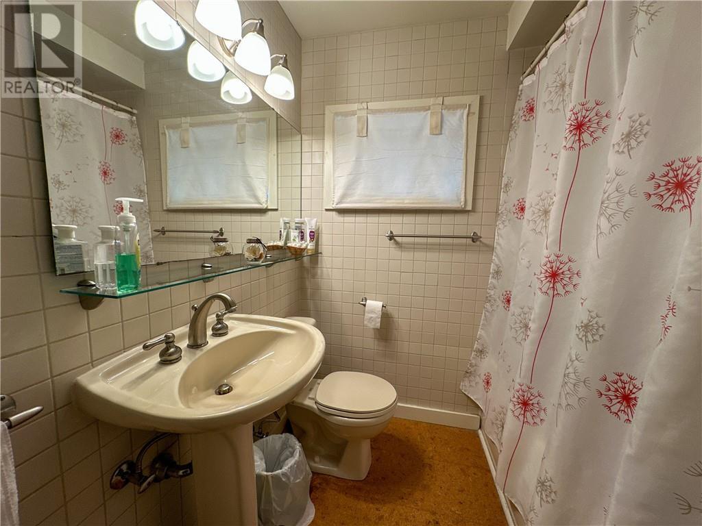 












111 McNevin Street

,
Providence Bay, Manitoulin Island,




Ontario
P0P1T0

