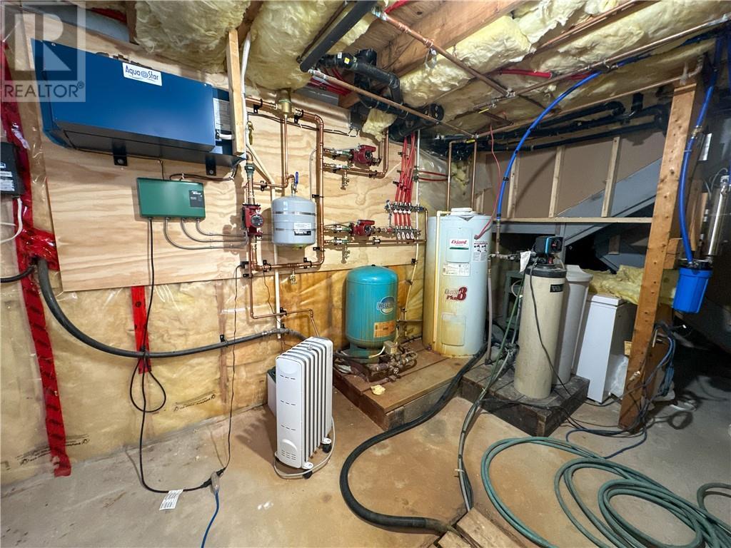 












111 McNevin Street

,
Providence Bay, Manitoulin Island,




Ontario
P0P1T0

