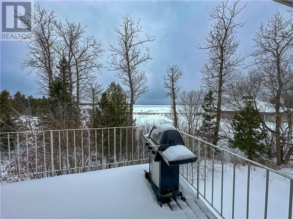 












111 McNevin Street

,
Providence Bay, Manitoulin Island,




Ontario
P0P1T0


