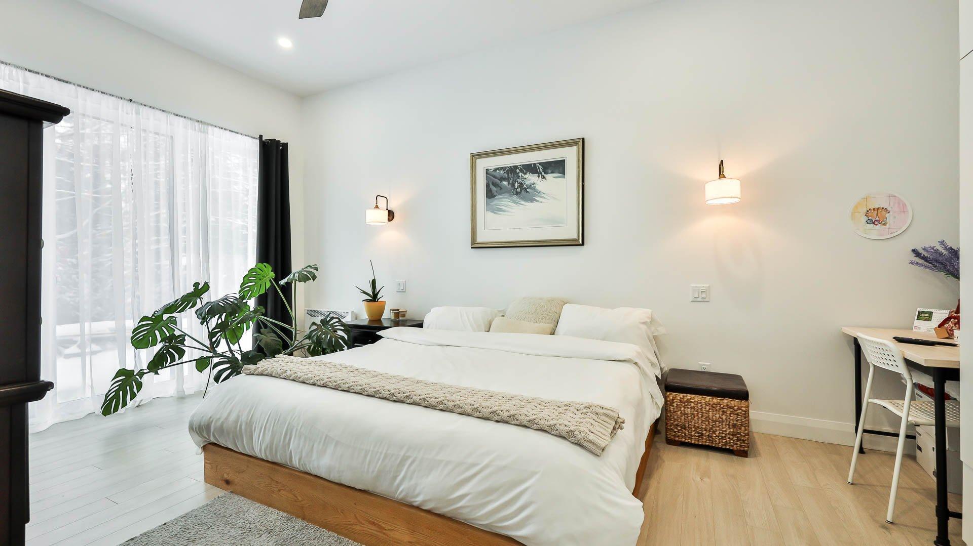 









14


Ch. de la Rive

,
L'Ange-Gardien,




QC
J8L0H6

