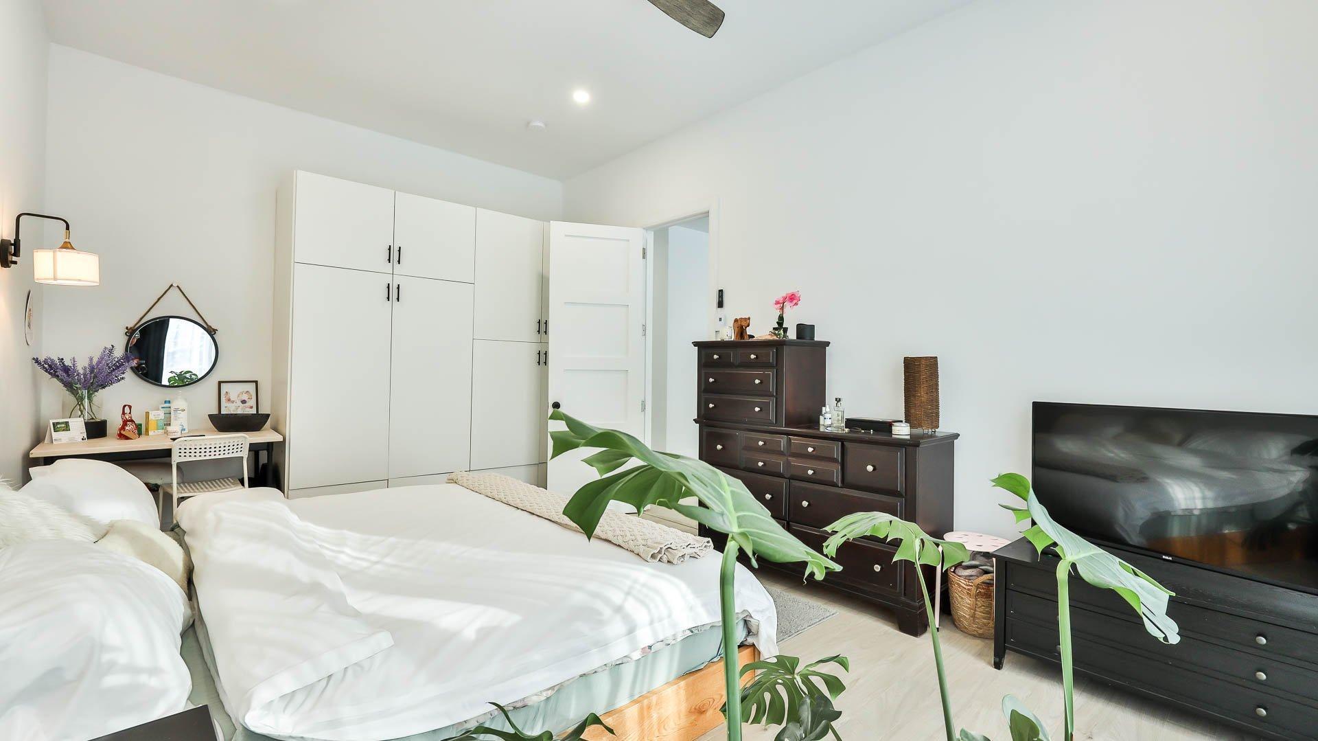 









14


Ch. de la Rive

,
L'Ange-Gardien,




QC
J8L0H6

