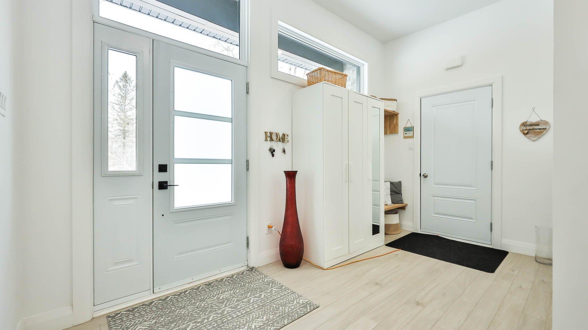 









14


Ch. de la Rive

,
L'Ange-Gardien,




QC
J8L0H6

