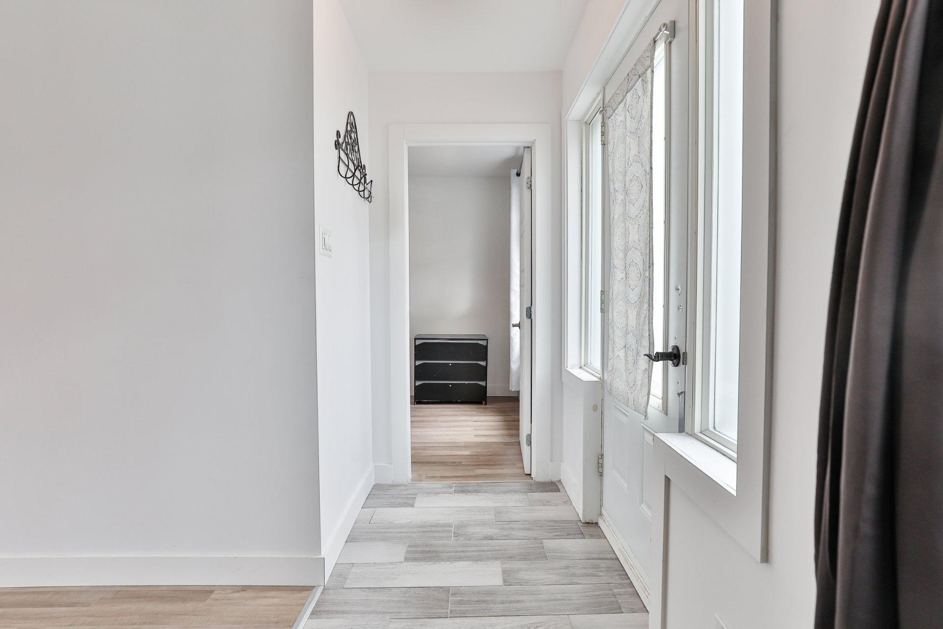 









1826

 - 1828


Rue De Cadillac

,
Montréal (Mercier/Hochelaga-Maisonneuve),




QC
H1N2T3

