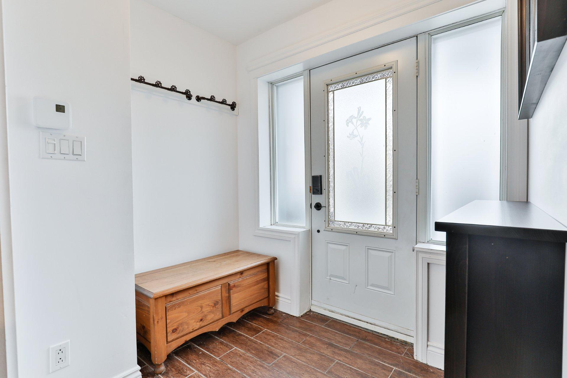 









1826

 - 1828


Rue De Cadillac

,
Montréal (Mercier/Hochelaga-Maisonneuve),




QC
H1N2T3


