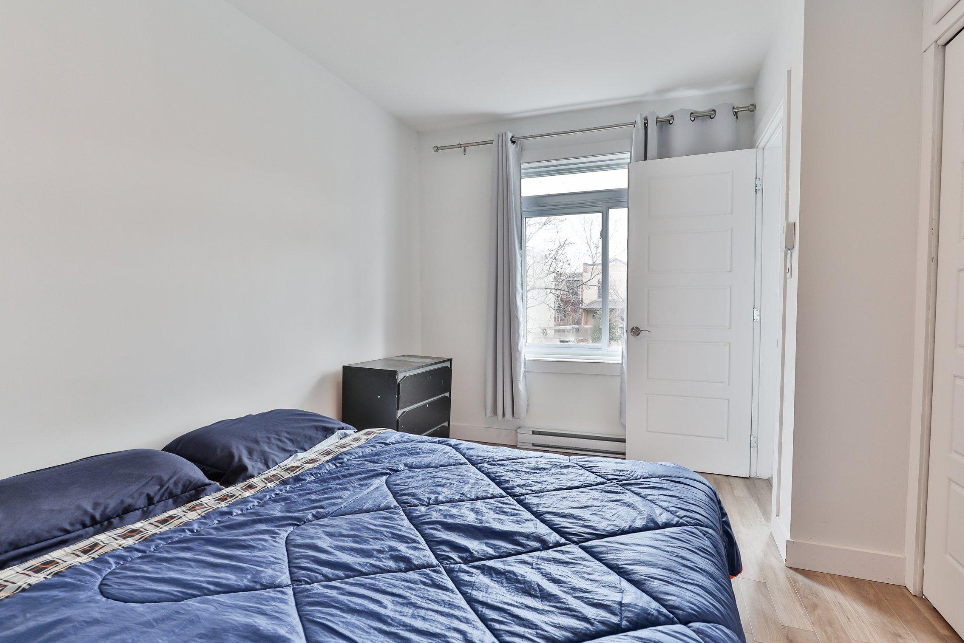 









1826

 - 1828


Rue De Cadillac

,
Montréal (Mercier/Hochelaga-Maisonneuve),




QC
H1N2T3

