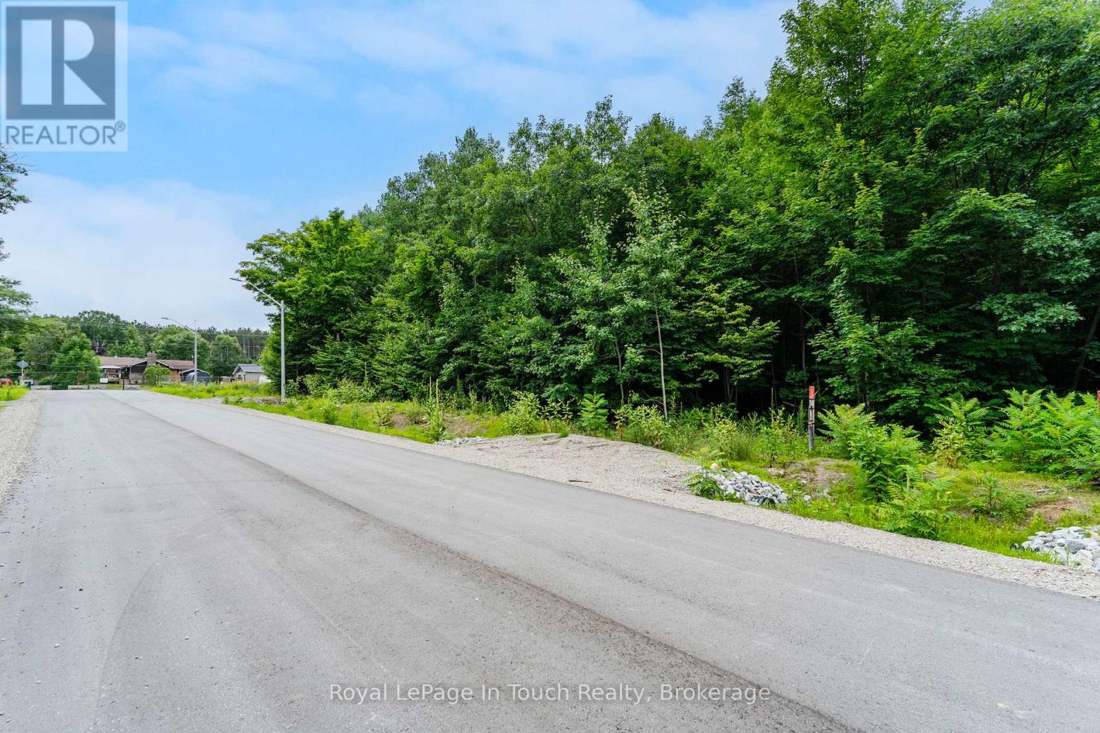 












LOT 67 WHISPERING PINE CIRCLE

,
Tiny,







Ontario
L9M0C1

