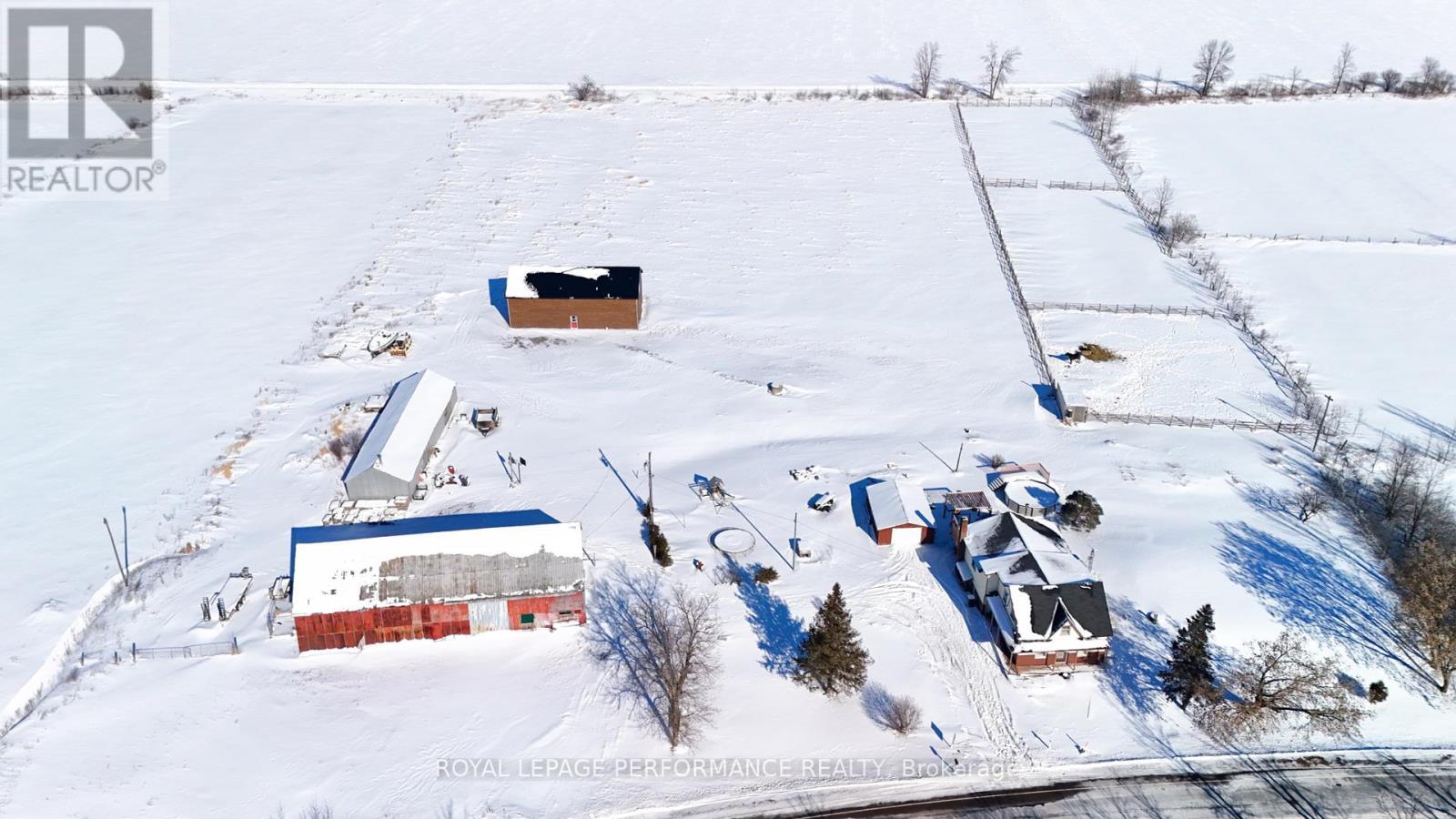 












115 COUNTY RD  10 ROAD

,
East Hawkesbury,




Ontario
K0B1P0

