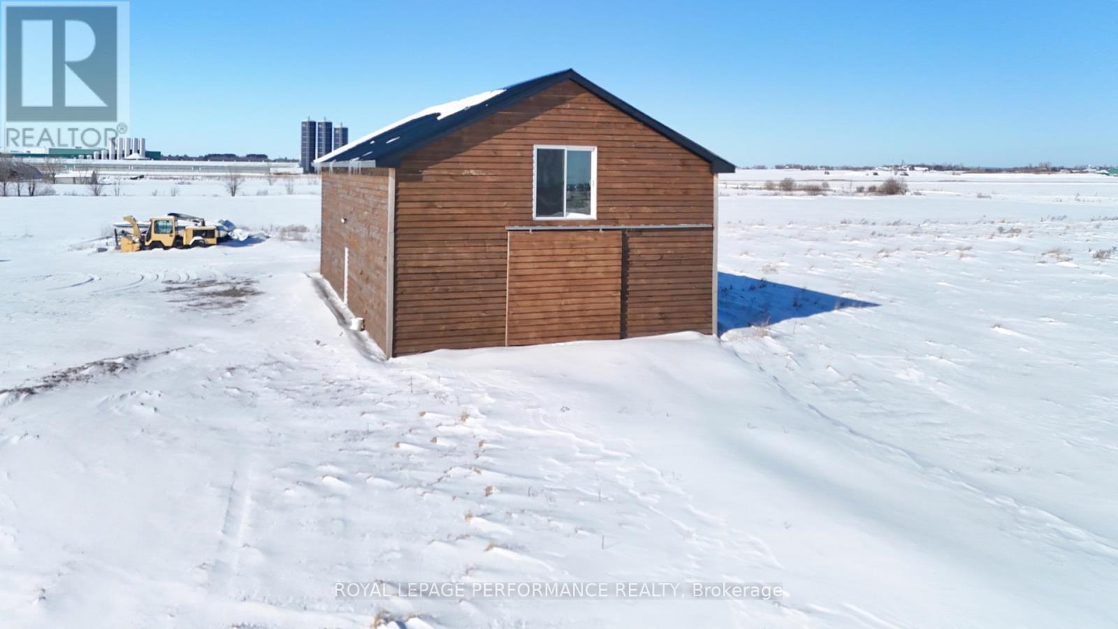 












115 COUNTY RD  10 ROAD

,
East Hawkesbury,




Ontario
K0B1P0

