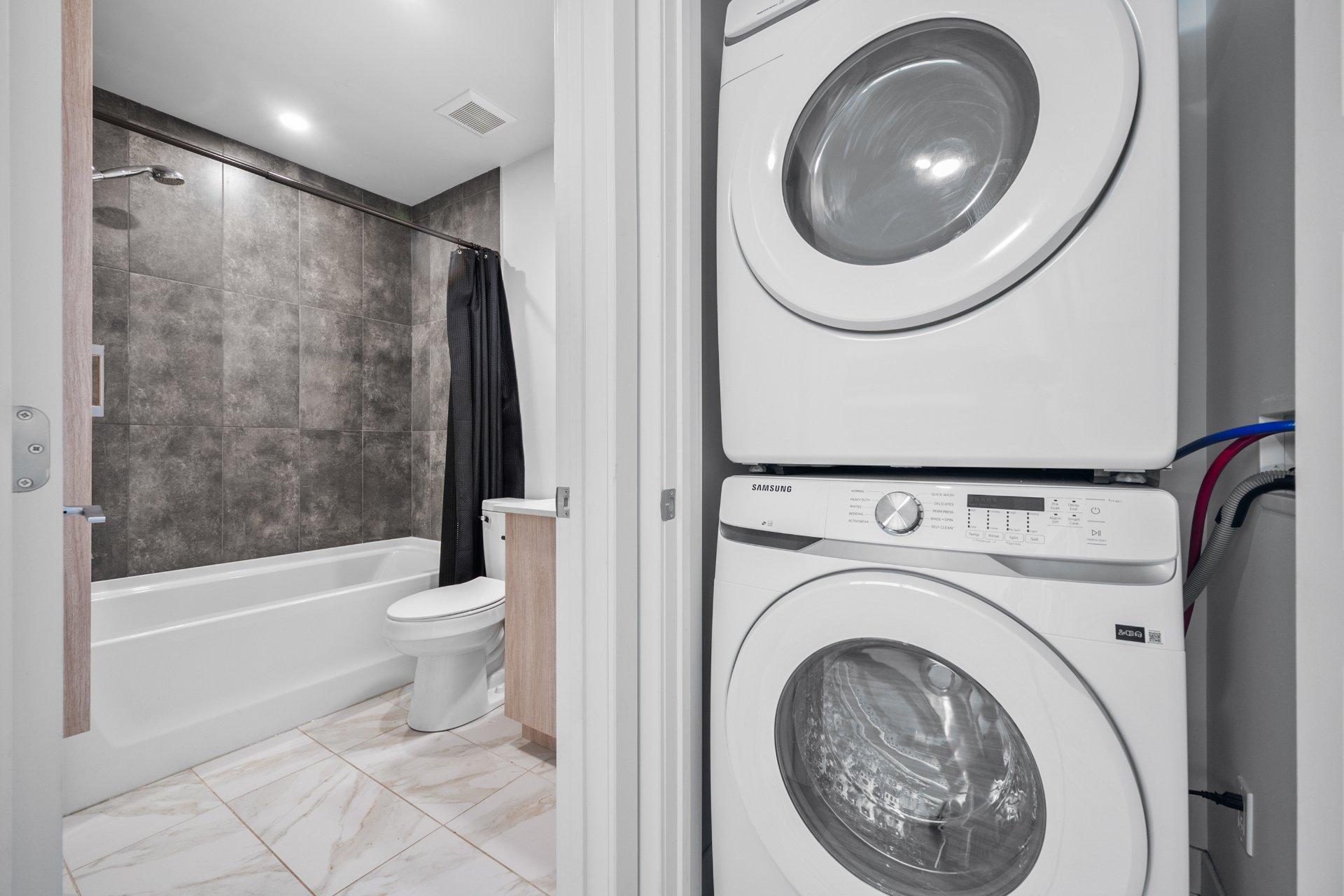 









55


Rue Jeannette

, 2,
Longueuil (Le Vieux-Longueuil),




QC
J4R2C8

