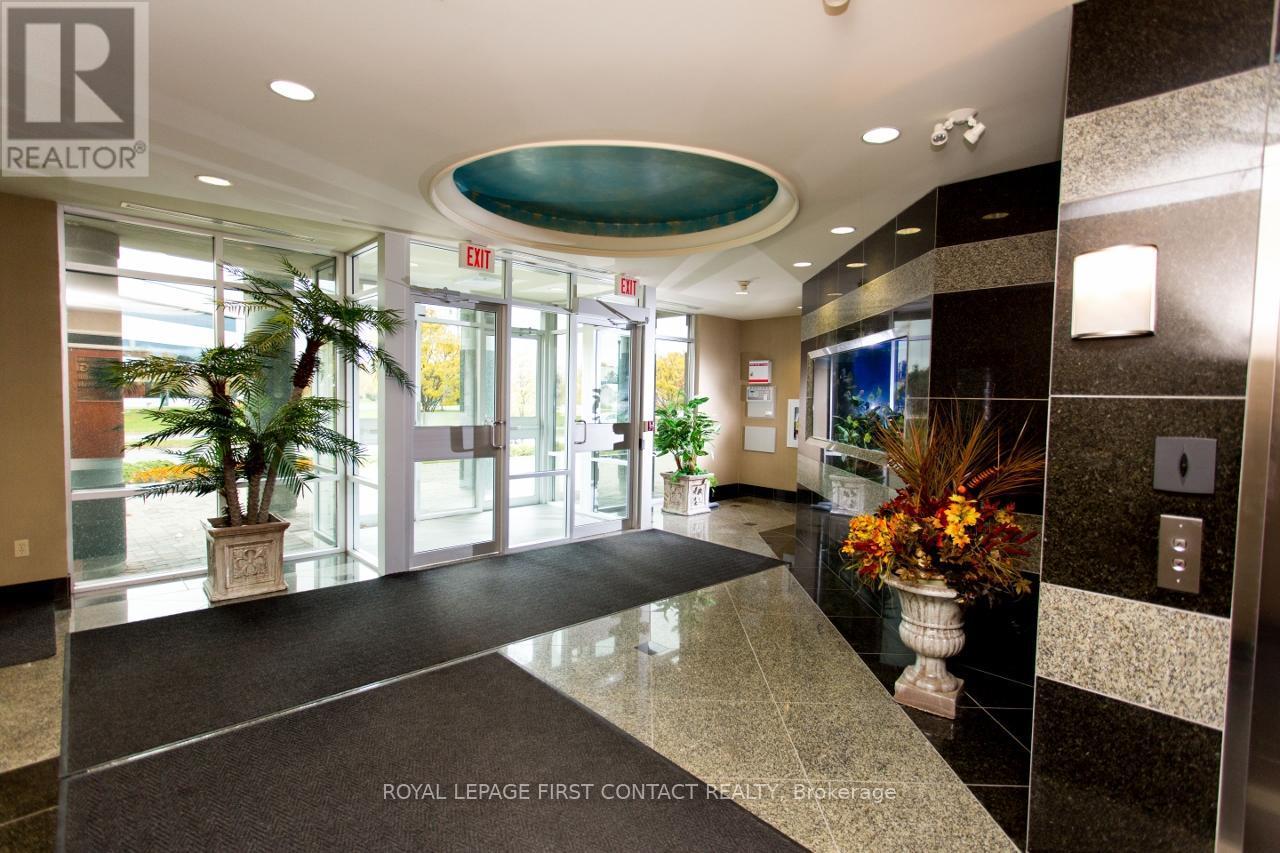 












203 - 299 LAKESHORE DRIVE

,
Barrie,




Ontario
L4N7Y9

