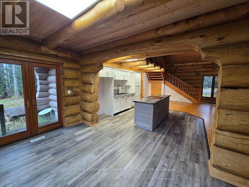 












1657 PINE STREET S

,
Timmins (SCH - Goldmine Rural),




Ontario
P4N0B9

