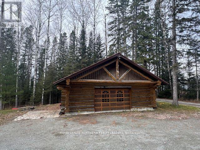 












1657 PINE STREET S

,
Timmins (SCH - Goldmine Rural),




Ontario
P4N0B9


