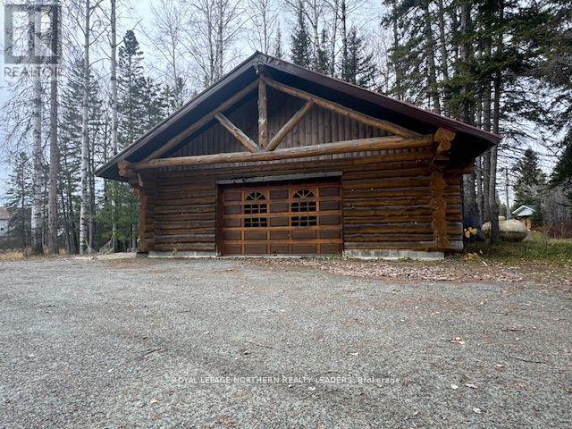 












1657 PINE STREET S

,
Timmins (SCH - Goldmine Rural),




Ontario
P4N0B9

