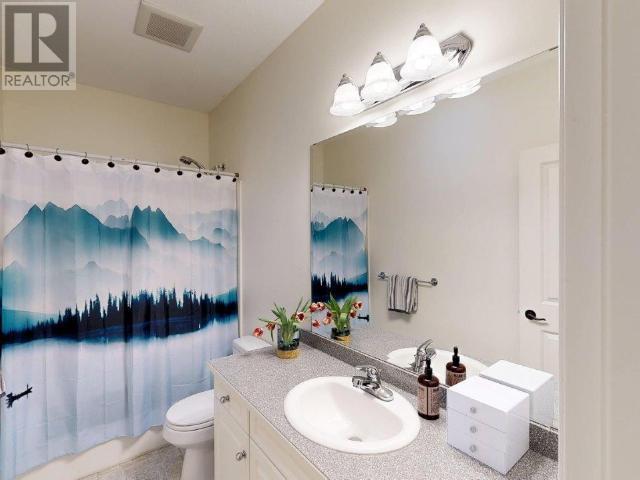 












7183 GEORGIA CRES

,
Powell River,




British Columbia
V8A5T6

