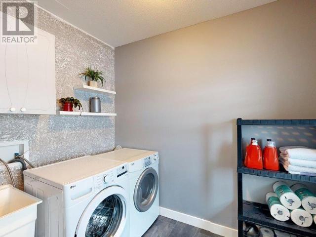 












7183 GEORGIA CRES

,
Powell River,




British Columbia
V8A5T6

