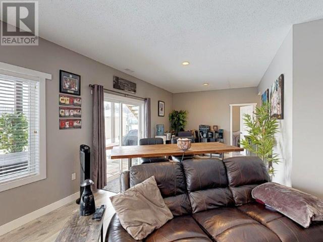 












7183 GEORGIA CRES

,
Powell River,




British Columbia
V8A5T6

