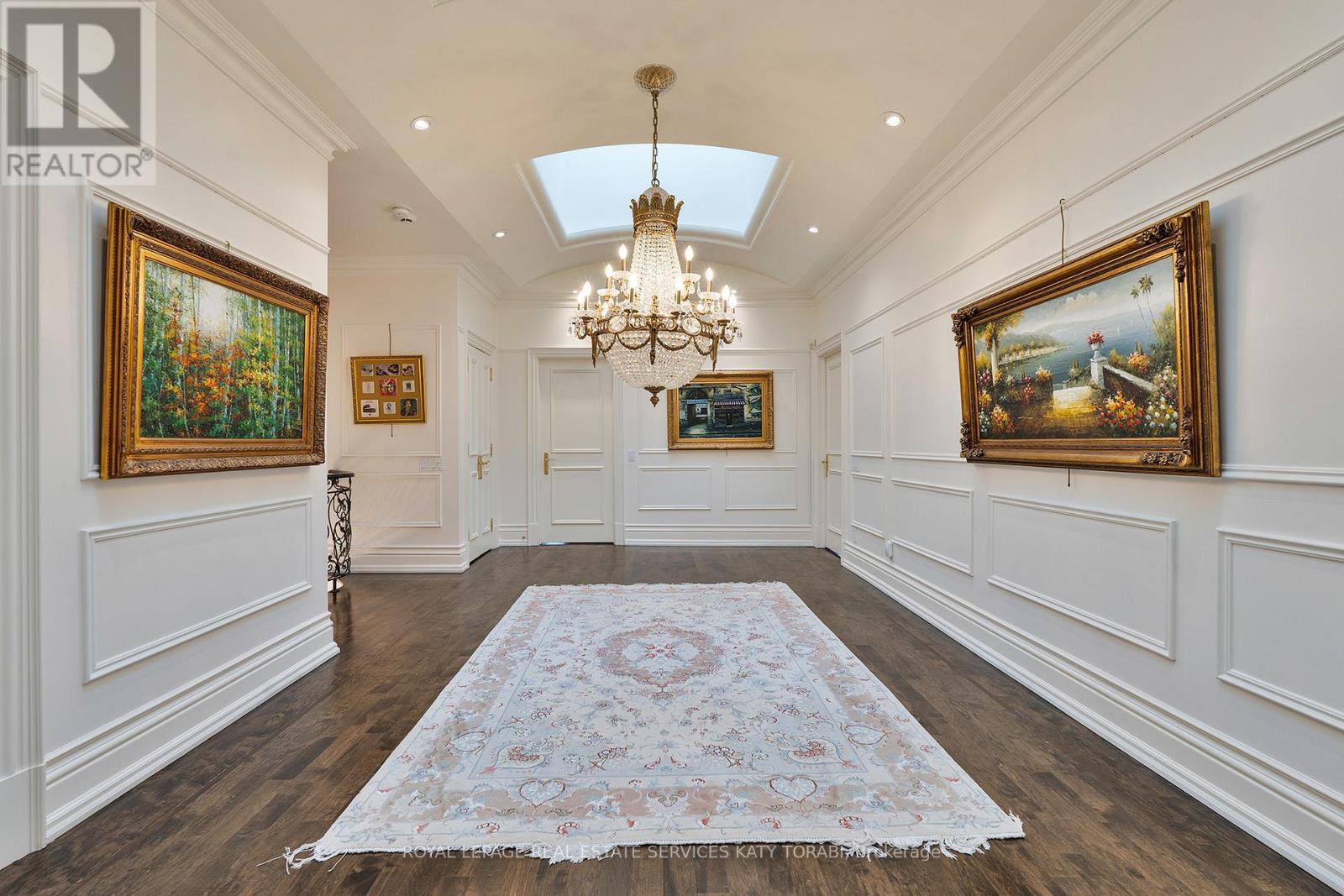 












135 BUCKINGHAM AVENUE

,
Toronto,




Ontario
M4N1R5

