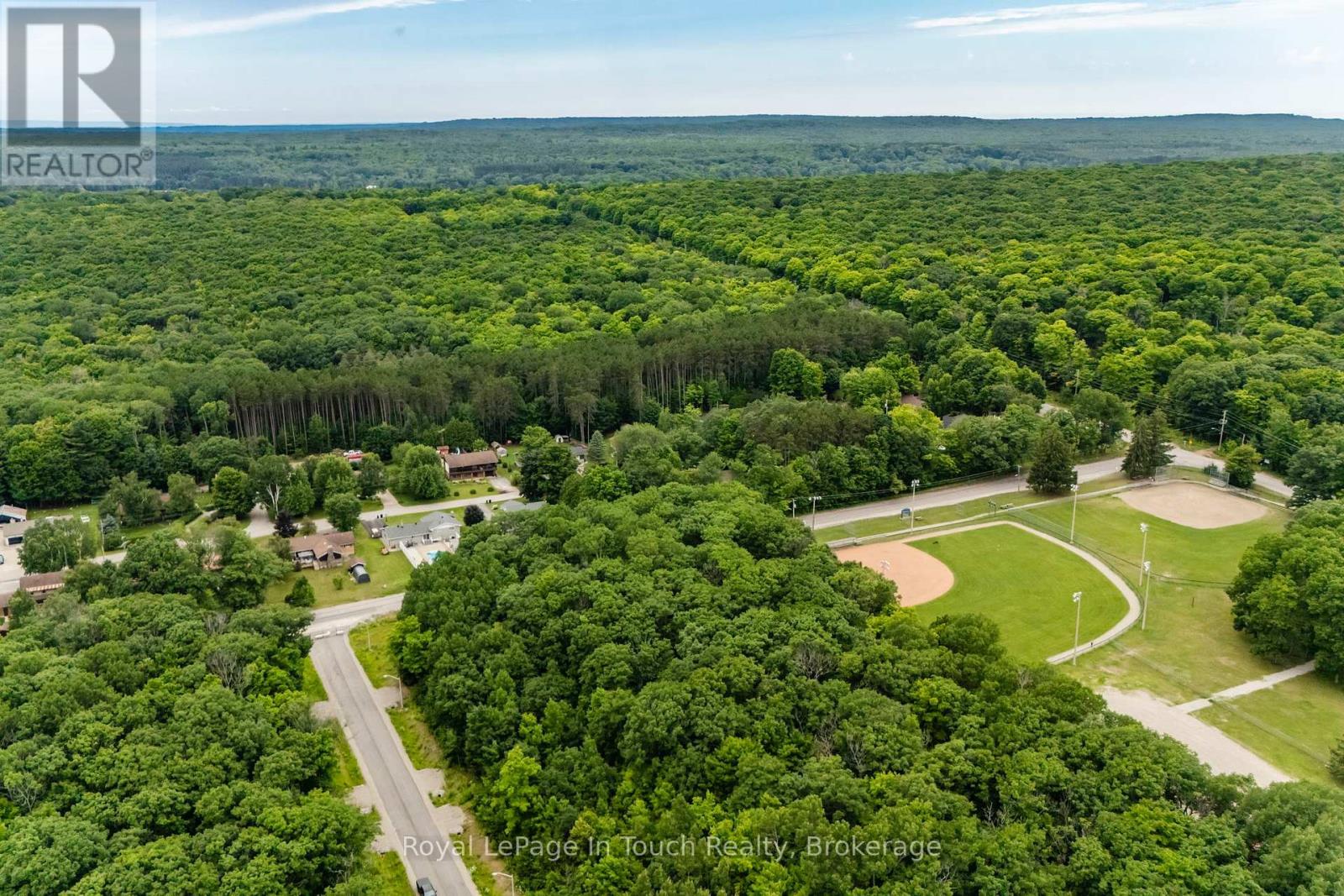 












LOT 66 WHISPERING PINE CIRCLE

,
Tiny,







Ontario
L9M0C2

