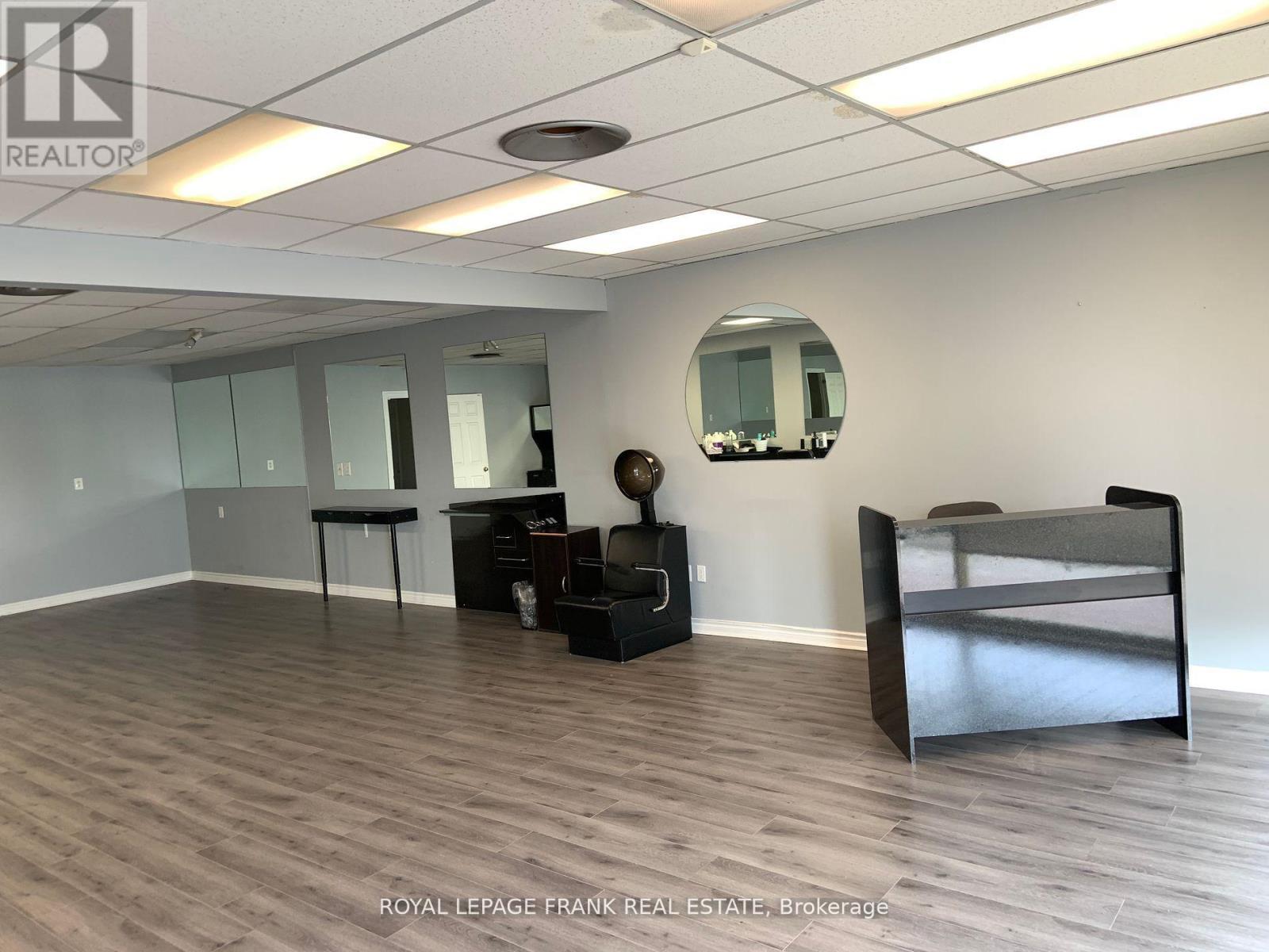












88 WATER STREET

,
Scugog (Port Perry),




Ontario
L9L1J2

